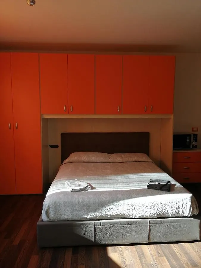 Monolocale Lago Di Ghirla Apartment Valganna